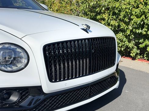 Used 2023 Bentley Flying Spur W12 AWD/4WD image 21