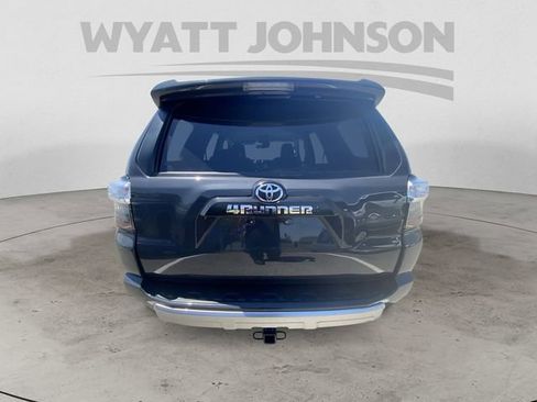 Used 2024 Toyota 4Runner TRD Off-Road Premium AWD/4WD image 8