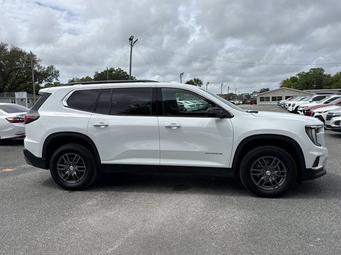 Used 2025 GMC Acadia Elevation FWD image 6