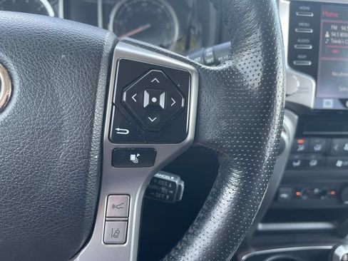 Used 2023 Toyota 4Runner Limited AWD/4WD image 26