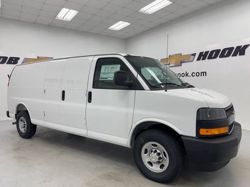 New 2026 Chevrolet Express 2500 Extended w/ Driver Convenience Package RWD image 3