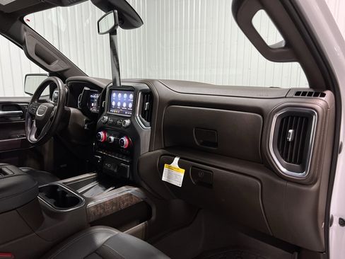 Used 2021 GMC Sierra 1500 Denali w/ Driver Alert Package II image 28