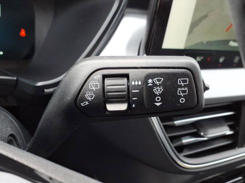 Used 2023 Ford Escape Platinum image 22