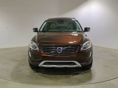 Used 2017 Volvo XC60 T6 Dynamic w/ Climate Package AWD/4WD image 8