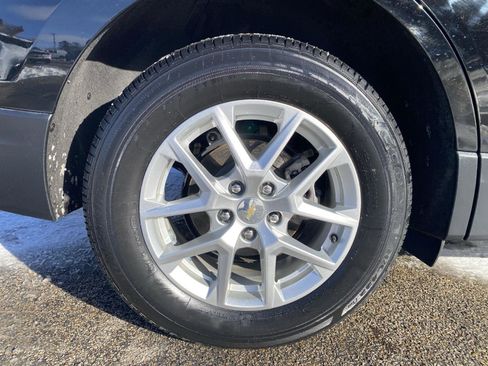 Used 2022 Chevrolet Equinox LT image 9