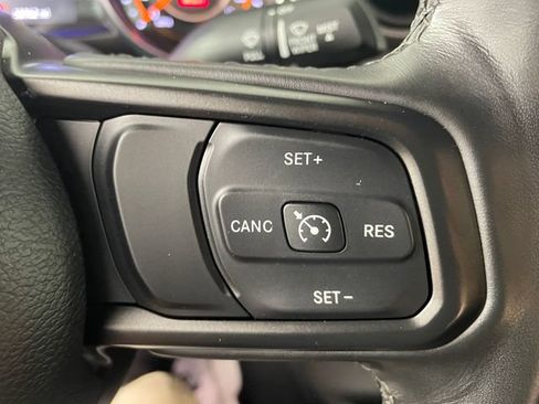 Used 2022 Jeep Wrangler Unlimited Sport AWD/4WD image 12