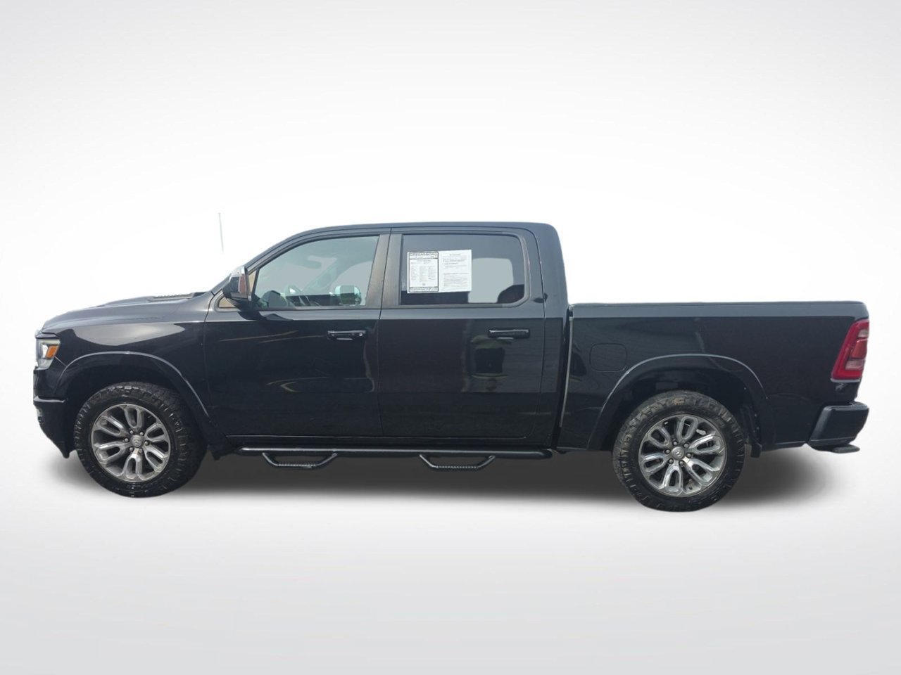 Used 2019 RAM 1500 Laramie AWD/4WD image 4