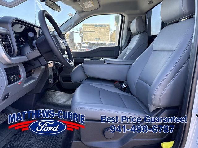 New 2026 Ford F350 XL w/ XL Chrome Package RWD image 9