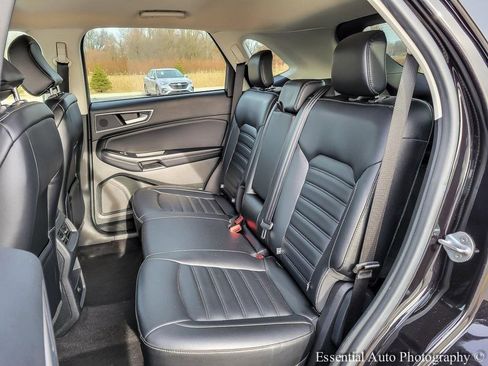 Used 2023 Ford Edge SEL image 10