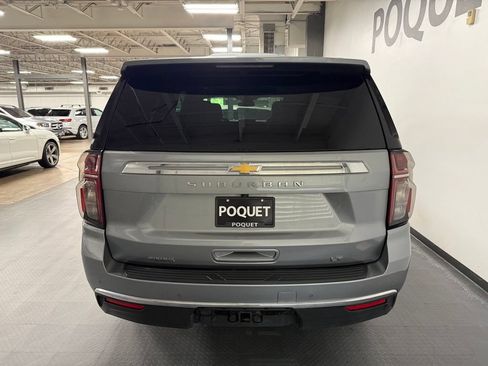 Used 2023 Chevrolet Suburban LT w/ LT Signature Package AWD/4WD image 5