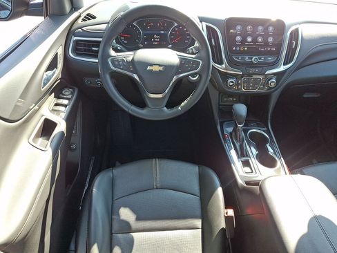 Certified 2022 Chevrolet Equinox Premier w/ LPO, Floor Liner Package FWD image 21