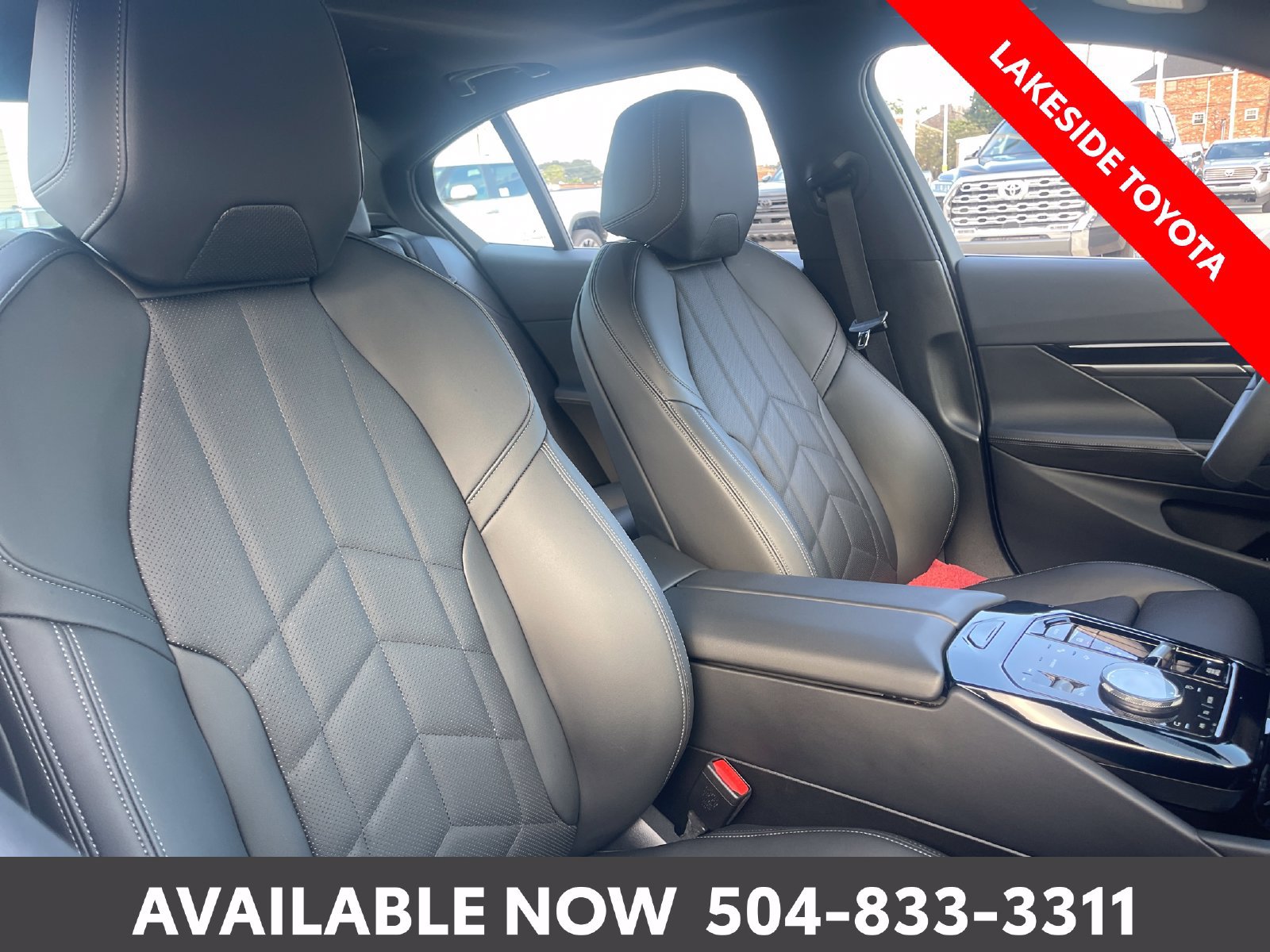 Used 2024 BMW 530i xDrive w/ Premium Package AWD/4WD image 15