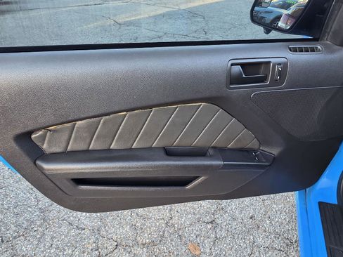 Used 2014 Ford Mustang Coupe w/ Equipment Group 102A image 25