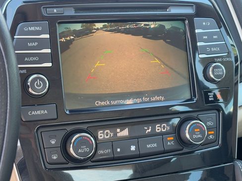 Used 2020 Nissan Maxima 3.5 SL w/ Floor Mat Group image 23