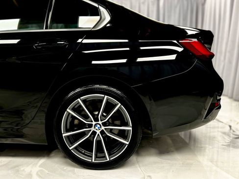 Used 2021 BMW 330i xDrive Sedan w/ Convenience Package image 11