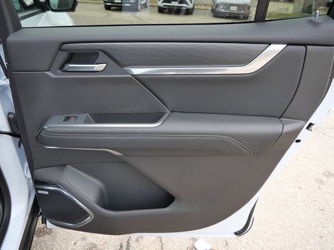 New 2026 GMC Acadia Elevation w/ Elevation Premium Package AWD/4WD image 26