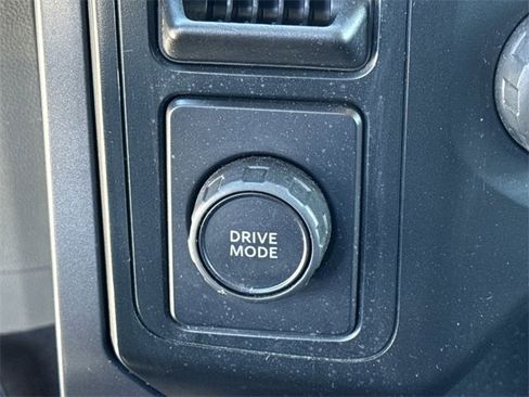 Used 2023 Ford F150 XLT image 32