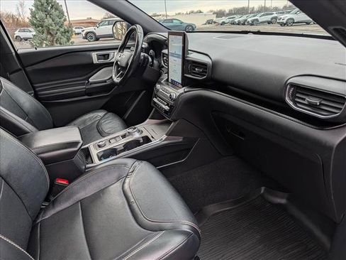 Used 2020 Ford Explorer ST w/ Premium Technology Package image 12