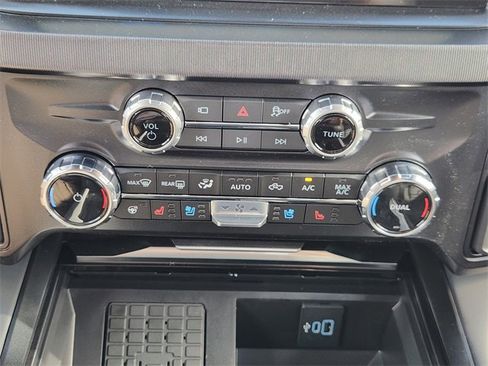 New 2026 Ford F250 Platinum w/ Tremor Off-Road Package image 14