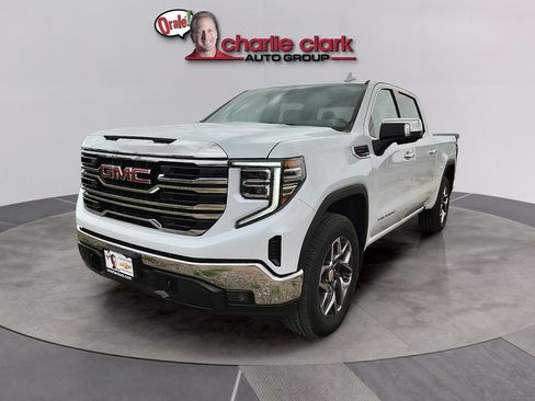 New 2026 GMC Sierra 1500 SLT w/ SLT Convenience Package AWD/4WD image 1