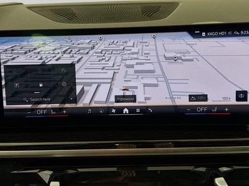 Used 2026 BMW X5 sDrive40i w/ M Sport Package image 13