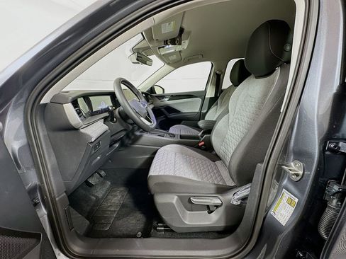 New 2026 Volkswagen Tiguan S image 10