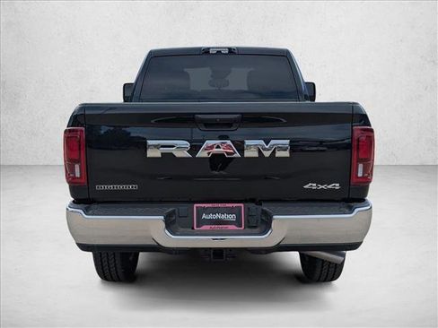 New 2025 RAM 2500 Big Horn AWD/4WD image 7