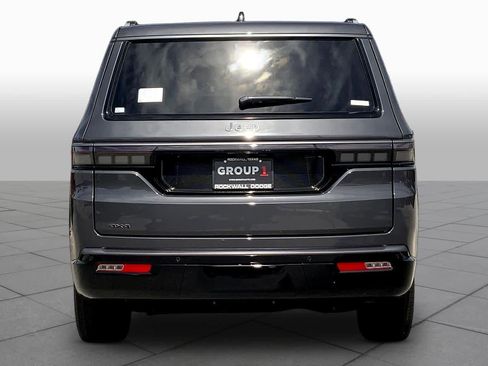New 2026 Jeep Grand Wagoneer Limited AWD/4WD image 4