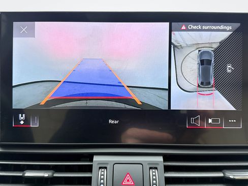 Used 2022 Audi Q5 2.0T Premium Plus w/ Premium Plus Package image 16