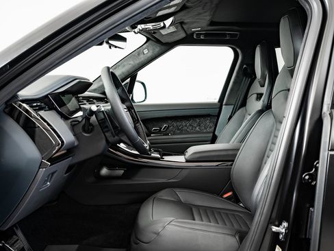 New 2026 Land Rover Range Rover Sport image 24