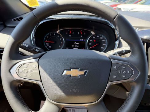Used 2023 Chevrolet Traverse LT AWD/4WD image 25