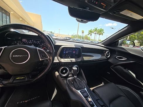Used 2020 Chevrolet Camaro SS RWD image 19