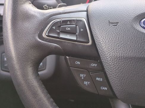 Used 2017 Ford Escape Titanium FWD image 22