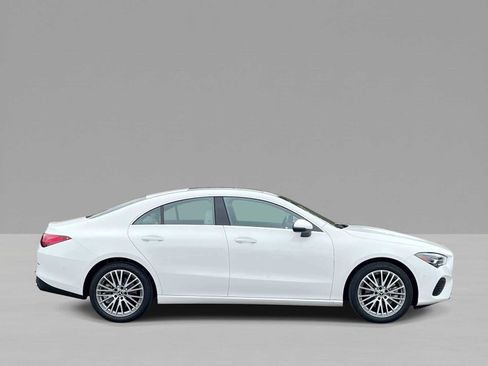 Used 2025 Mercedes-Benz CLA 250 4MATIC image 7
