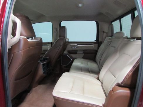 Used 2021 RAM 1500 Laramie AWD/4WD image 15