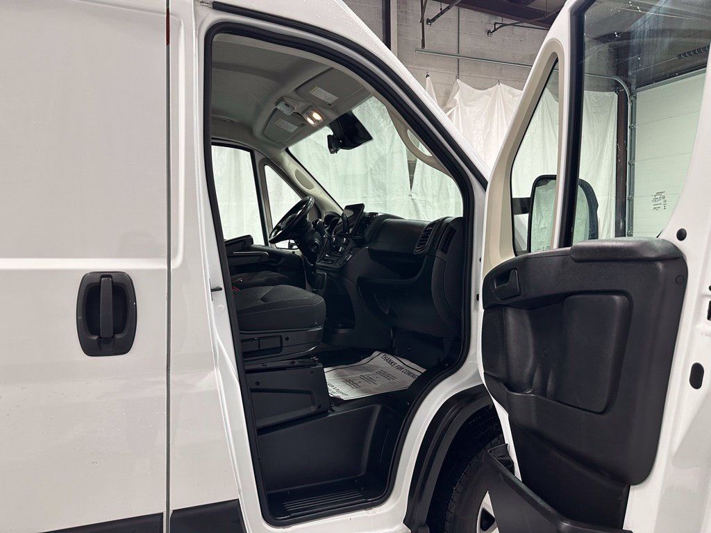 Used 2022 RAM ProMaster 3500 w/ Premium Convenience Group (B) FWD image 50