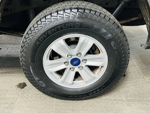 Used 2015 Ford F150 XL w/ Equipment Group 101A Mid AWD/4WD image 28