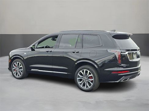 Certified 2024 Cadillac XT6 Sport image 6