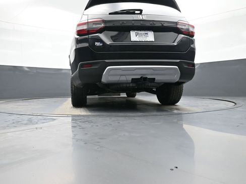 Certified 2023 Honda Pilot TrailSport image 33
