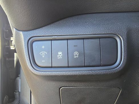 Used 2024 Kia Soul LX w/ Option Group 015 image 17