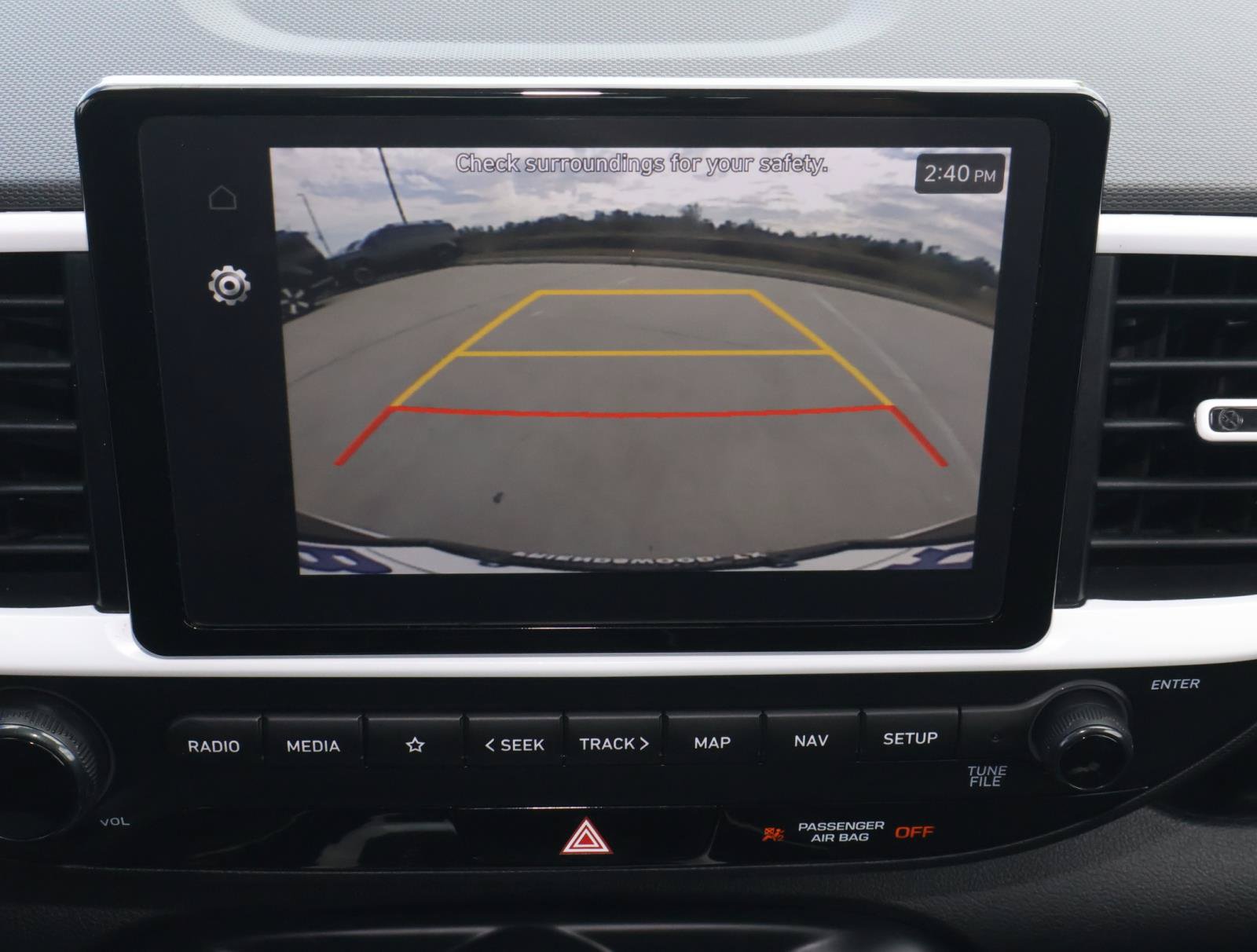 Used 2025 Hyundai Venue Limited FWD image 24