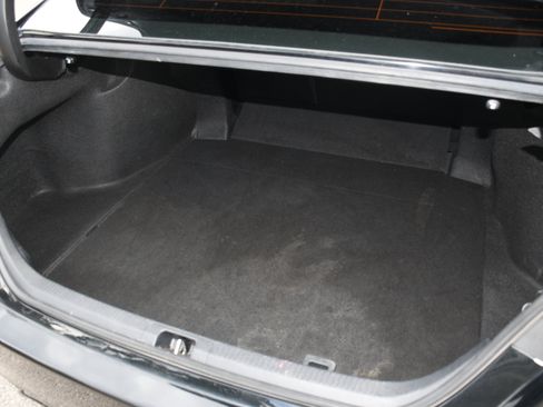 Used 2022 Toyota Camry XSE FWD image 18