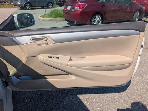 Used 2008 Toyota Solara Coupe FWD image 20