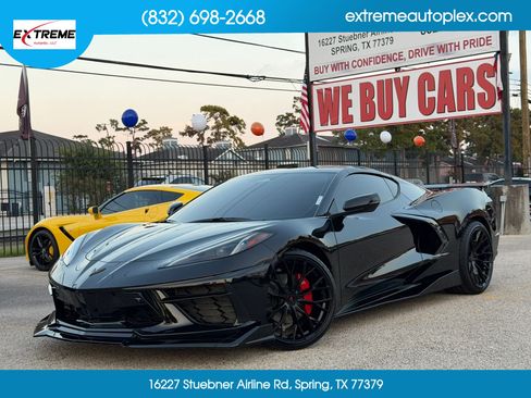 Used 2025 Chevrolet Corvette Stingray Preferred Cpe w/ 2LT RWD image 1