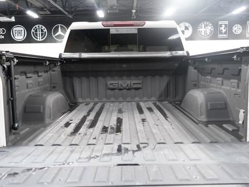 Used 2022 GMC Sierra 1500 Elevation w/ Elevation Premium Package AWD/4WD image 16
