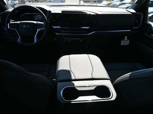 Used 2026 Chevrolet Silverado 2500 LT w/ Trail Boss Package image 3