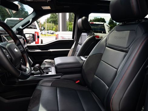 Used 2025 Ford F150 Raptor AWD/4WD image 23
