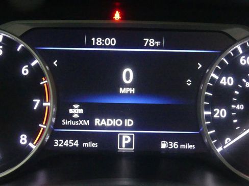 Used 2022 Nissan Sentra SV w/ SV Premium Package FWD image 33