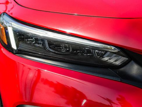 Used 2022 Honda Civic Sport Touring image 8