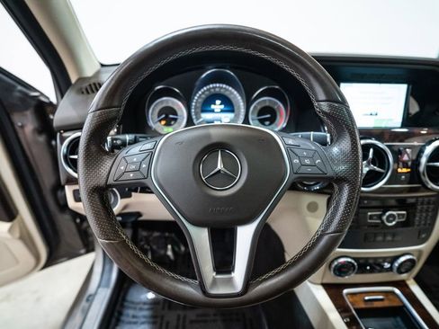 Used 2014 Mercedes-Benz GLK 250 BlueTEC 4MATIC image 17